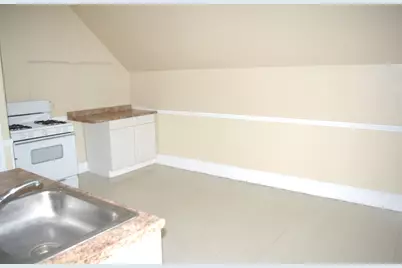 968 S Franklin St #2, Holbrook, MA 02343 - Photo 6