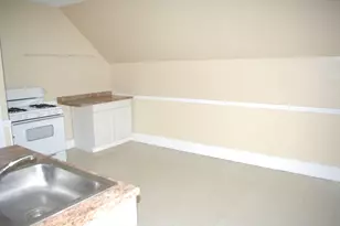 968 S Franklin St, Holbrook, MA 02343 - Photo 6