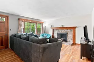 3 Aldrich Ave, Millbury, MA 01527 - Photo 10