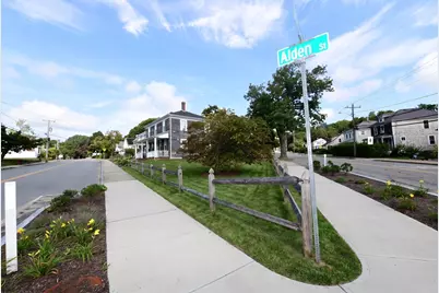 43 Alden St, Plymouth, MA 02360 - Photo 4