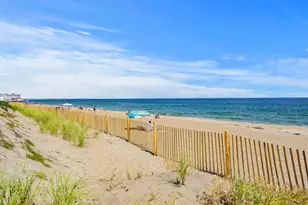 21 Atlantic Ave, Salisbury, MA 01952 - Photo 4