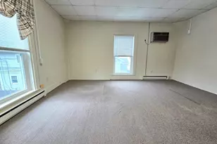 24 Myrtle St, Framingham, MA 01702 - Photo 6