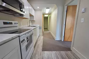 24 Myrtle St, Framingham, MA 01702 - Photo 4