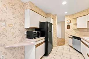 770 Salisbury, Worcester, MA 01609 - Photo 16