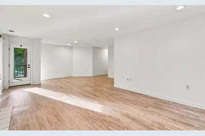 770 Salisbury #322, Worcester, MA 01609 - Photo 12