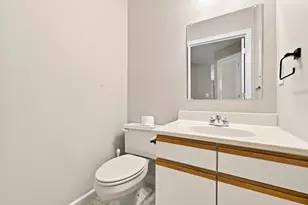 770 Salisbury St, Worcester, MA 01609 - Photo 42