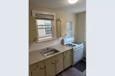 289 Dartmouth Street #1, New Bedford, MA 02740 - Photo 8