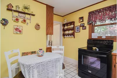 12 Houston Ave, Methuen, MA 01844 - Photo 8