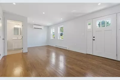 28 Hazelnut Pl, Dedham, MA 02026 - Photo 10