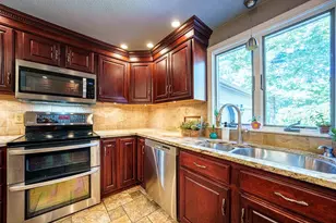 12 Clarridge Circle, Milford, MA 01757 - Photo 4