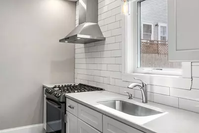 251 Rantoul St #1, Beverly, MA 01915 - Photo 12