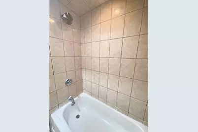 1254 Worcester St #2, Springfield, MA 01151 - Photo 10