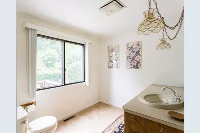 21-22 Beach Drive, West Brookfield, MA 01585 - Photo 12