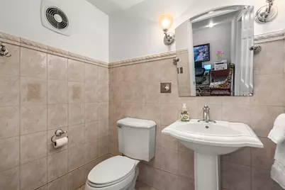 15 Loveland St #15, Brookline, MA 02445 - Photo 24