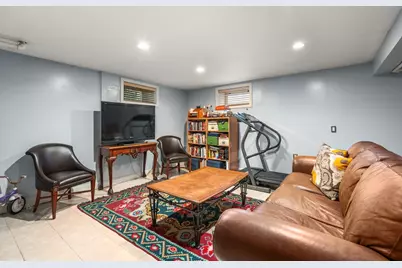 15 Loveland St #15, Brookline, MA 02445 - Photo 26