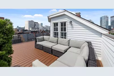 31 Bowdoin St #4, Boston, MA 02114 - Photo 28