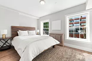 31 Bowdoin St, Boston, MA 02114 - Photo 18