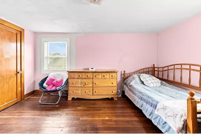 577 Pokross St, Fall River, MA 02724 - Photo 6