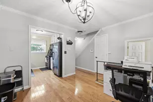 142 Autumn St, Agawam, MA 01001 - Photo 6