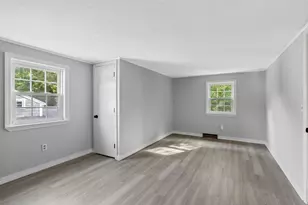 37 Watson St, Braintree, MA 02184 - Photo 14