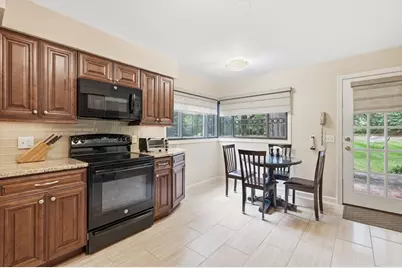 5 Rollingwood Dr, Worcester, MA 01609 - Photo 16