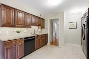 5 Rollingwood Dr, Worcester, MA 01609 - Photo 20