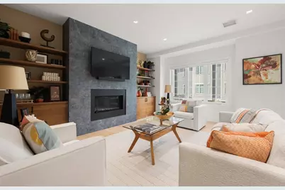 21 Crowninshield Rd #2-1, Brookline, MA 02446 - Photo 2