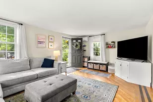 33 Putnam St, Danvers, MA 01923 - Photo 4