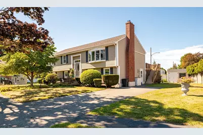 27 Carr Rd, Saugus, MA 01906 - Photo 2