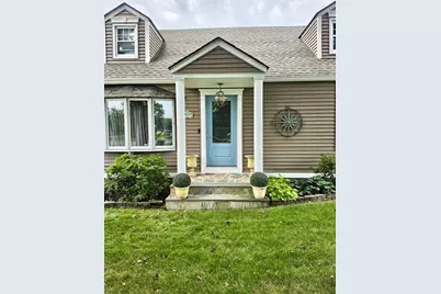 417 River Rd, Agawam, MA 01001 - Photo 2