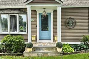417 River Rd, Agawam, MA 01001 - Photo 2