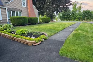 417 River Rd, Agawam, MA 01001 - Photo 4