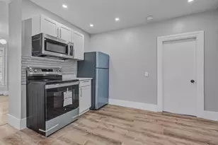 39 Hope St, Attleboro, MA 02703 - Photo 4