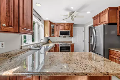 28 Ashley Cir, Easthampton, MA 01027 - Photo 6