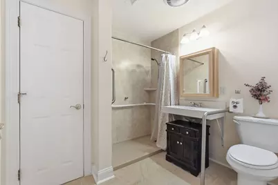 26 Greenleaves Dr #611, Amherst, MA 01002 - Photo 10