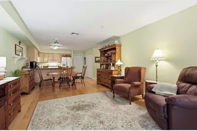 26 Greenleaves Dr #611, Amherst, MA 01002 - Photo 4