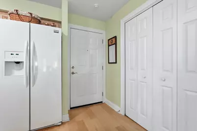 26 Greenleaves Dr #611, Amherst, MA 01002 - Photo 6