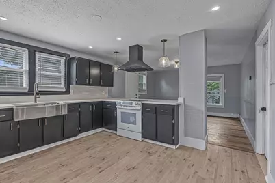 39 Hope St #3, Attleboro, MA 02702 - Photo 2
