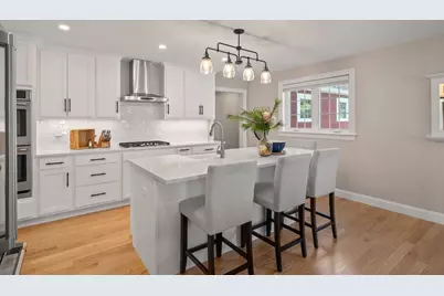 7 Yellow Birch Dr, Plymouth, MA 02360 - Photo 2