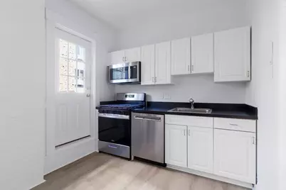 5 Winchester St #202, Brookline, MA 02446 - Photo 4