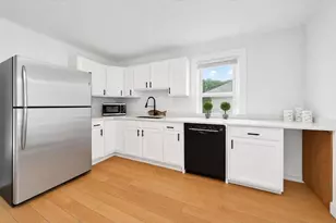 3 Thomas St, Kingston, MA 02364 - Photo 4