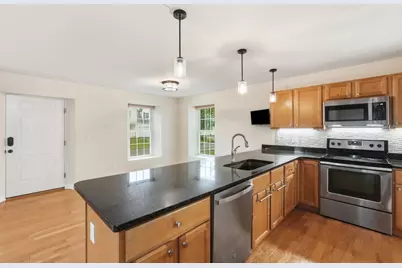 36 Treehouse Cir, Easthampton, MA 01027 - Photo 12