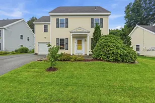 36 Treehouse Cir, Easthampton, MA 01027 - Photo 1