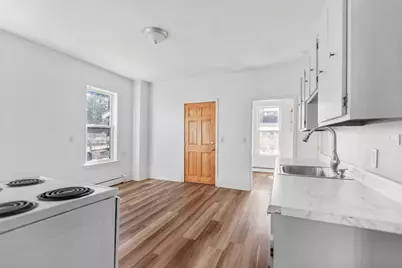 557 Montello St, Brockton, MA 02301 - Photo 8