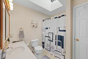 16 Mars Dr, Shrewsbury, MA 01545 - Photo 24
