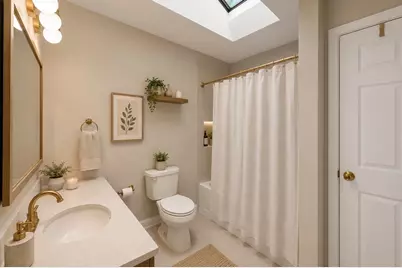 16 Mars Dr, Shrewsbury, MA 01545 - Photo 8