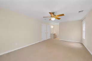 16 Mars Dr, Shrewsbury, MA 01545 - Photo 12