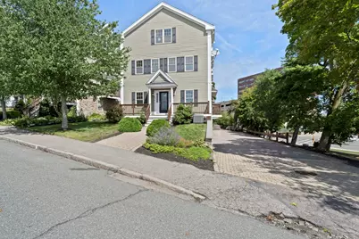 248 Presidents Ln #6, Quincy, MA 02169 - Photo 2