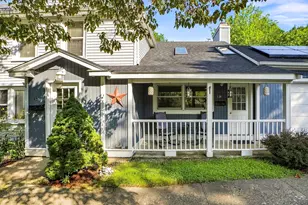 32 Carroll St, Milford, MA 01757 - Photo 2