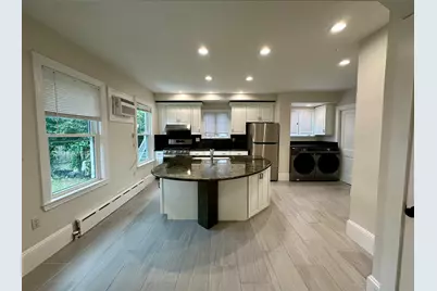 118 Ash St, Waltham, MA 02453 - Photo 2